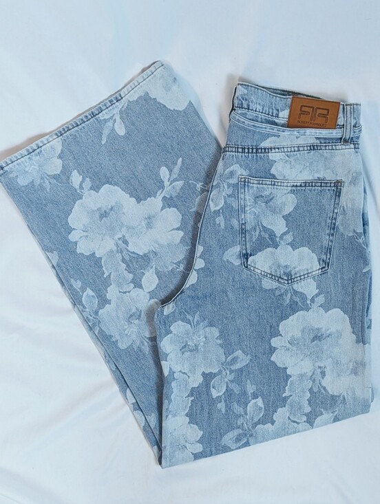 Robert Rodriguez Denim - Robert Rodriguez Jeans High Rise Slouchy Wide Leg Rose Bouquet Faded Wash 29 NWT
